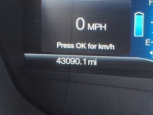 Used 2018 Ford Fusion S image 19