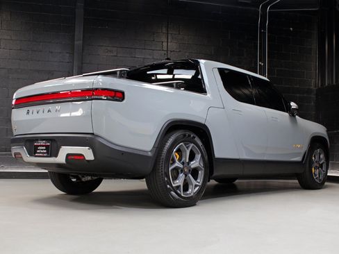 Used 2022 Rivian R1T Adventure AWD/4WD image 20