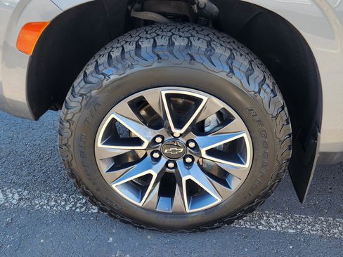 Used 2022 Chevrolet Tahoe Z71 image 26