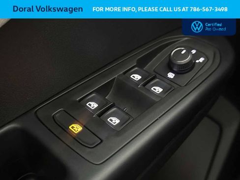 Used 2025 Volkswagen Taos S AWD/4WD image 17