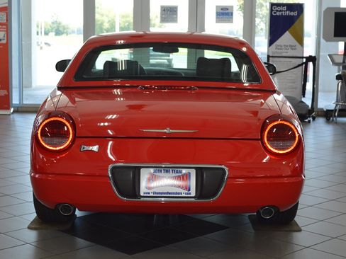 Used 2003 Ford Thunderbird RWD image 4