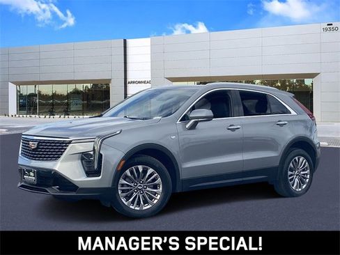 Used 2024 Cadillac XT4 Premium Luxury image 1