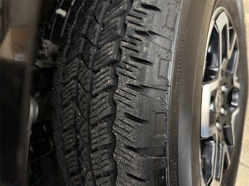 Used 2023 Ford Bronco Outer Banks image 28