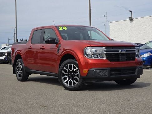 Used 2024 Ford Maverick Lariat AWD/4WD image 2