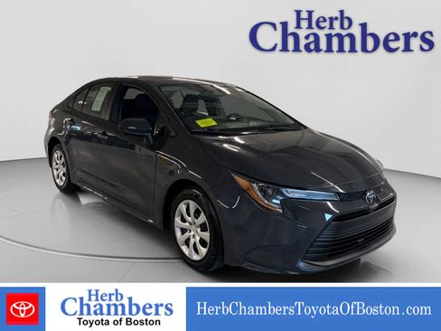 Used 2024 Toyota Corolla LE FWD image 1