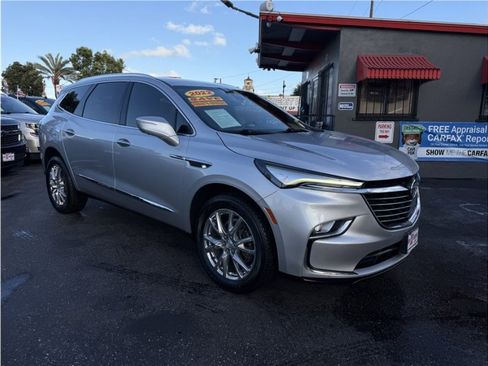 Used 2022 Buick Enclave Premium image 60