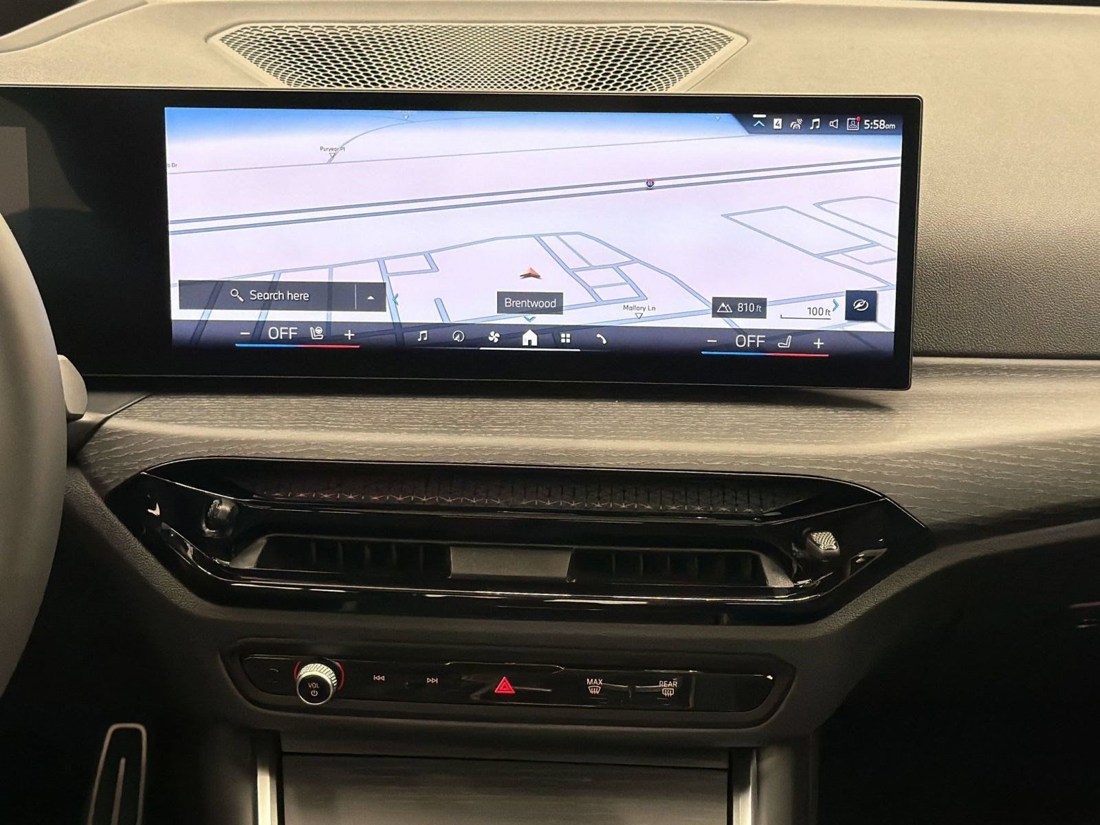 New 2026 BMW 330i Sedan w/ M Sport Package RWD image 18