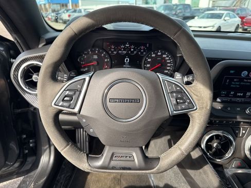 Used 2017 Chevrolet Camaro SS image 13