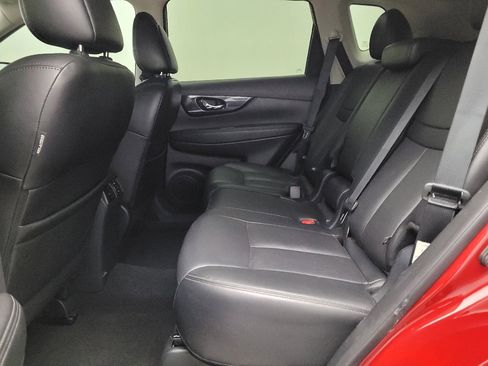 Used 2018 Nissan Rogue SL image 18