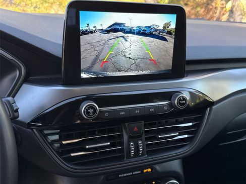 Certified 2024 Ford Escape Active image 30