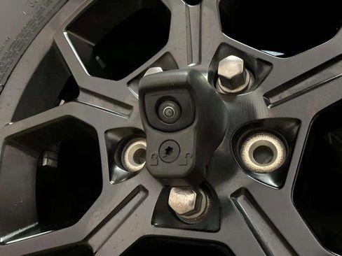 Used 2024 Jeep Wrangler Unlimited image 80