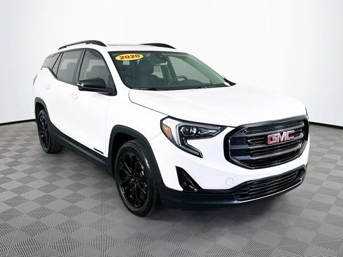 Used 2020 GMC Terrain SLT w/ Preferred Package FWD image 2
