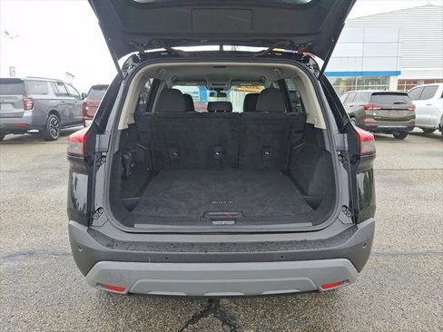 Used 2023 Nissan Rogue S AWD/4WD image 29