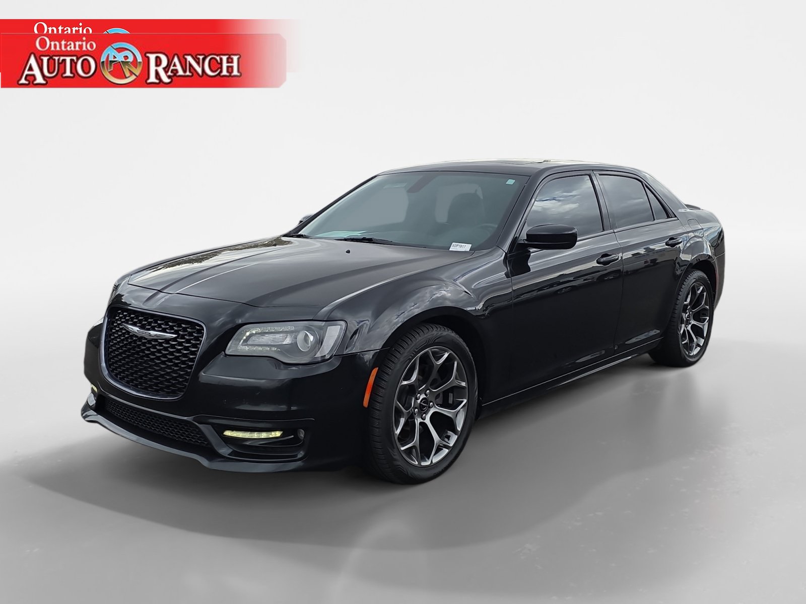 Used 2017 Chrysler 300 S w/ S Model Appearance Package RWD image 7