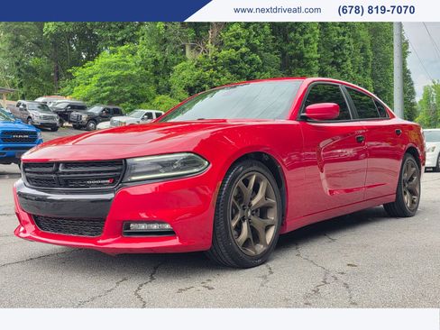 Used 2016 Dodge Charger R/T w/ Plus Group RWD image 1