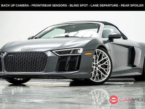 Used 2017 Audi R8 V10 w/ Carbon Exterior Package AWD/4WD image 2