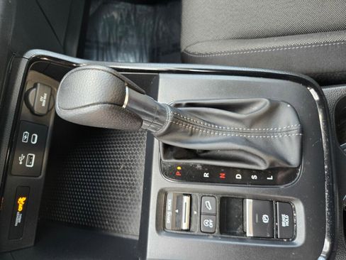 Certified 2023 Honda CR-V EX image 17