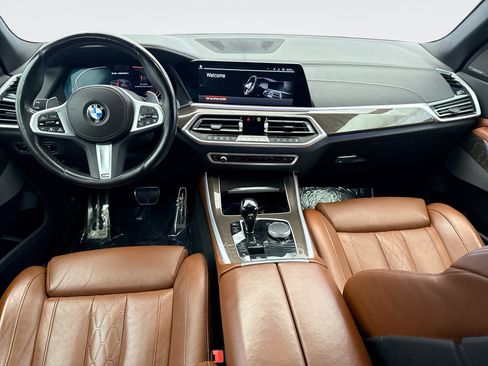 Used 2022 BMW X5 M50i image 14