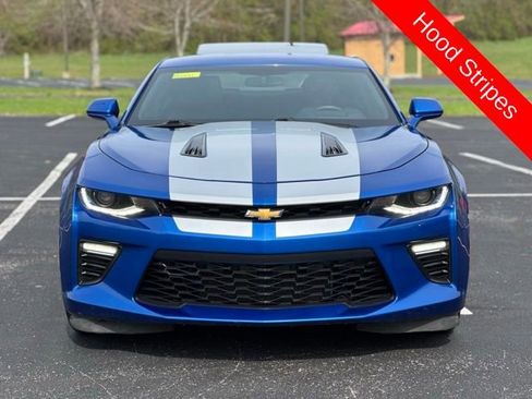 Used 2017 Chevrolet Camaro SS image 2