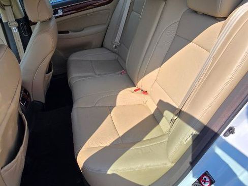 Used 2013 Hyundai Genesis 3.8 RWD image 12