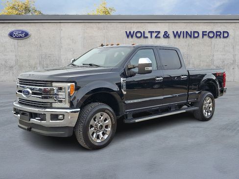 Used 2019 Ford F250 Lariat w/ Lariat Ultimate Package image 3