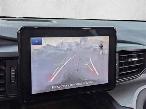 Certified 2020 Ford Explorer XLT image 11