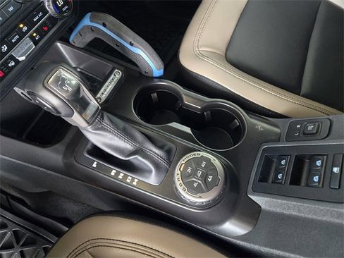 Used 2024 Ford Bronco Wildtrak image 19