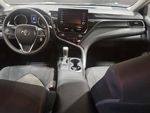 Used 2022 Toyota Camry LE FWD image 2