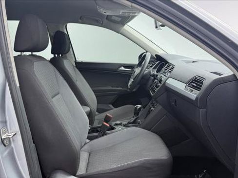 Used 2020 Volkswagen Tiguan S w/ 3rd Row Seat Package AWD/4WD image 19