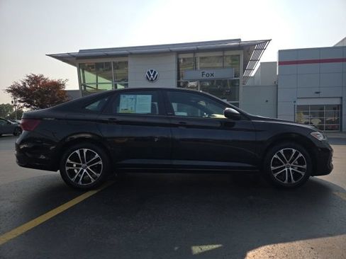 Certified 2023 Volkswagen Jetta Sport FWD image 10