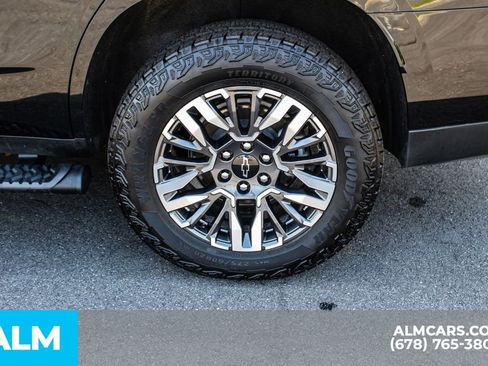 Used 2026 Chevrolet Tahoe Z71 w/ Comfort Package AWD/4WD image 16