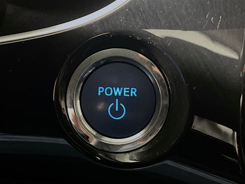 Used 2022 Toyota Prius L Eco image 23