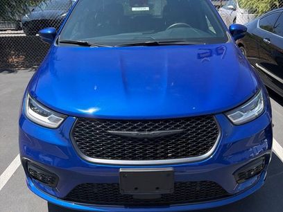 Used 2021 Chrysler Pacifica Limited w/ Premium & Safety Sphere Group