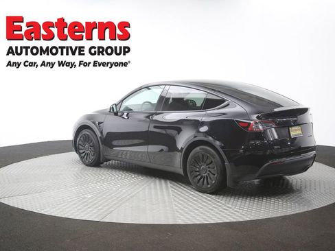 Used 2022 Tesla Model Y Long Range AWD/4WD image 58