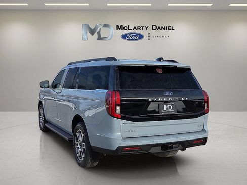 New 2026 Ford Expedition Max Active AWD/4WD image 4