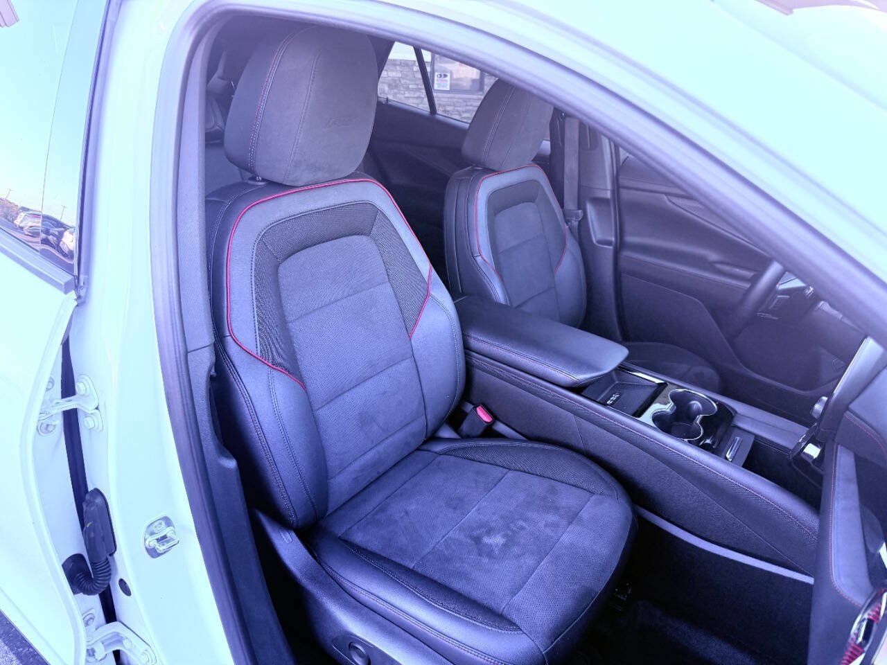 Used 2024 Chevrolet Blazer EV RS AWD/4WD image 11