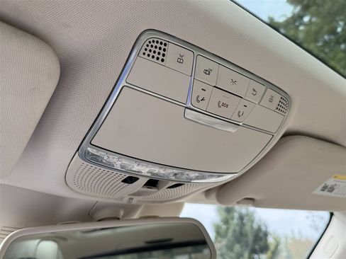 Used 2015 Mercedes-Benz S 550 4MATIC Sedan w/ Premium 1 Package image 24