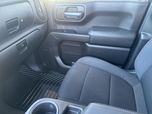 Used 2021 Chevrolet Silverado 1500 Custom AWD/4WD image 13