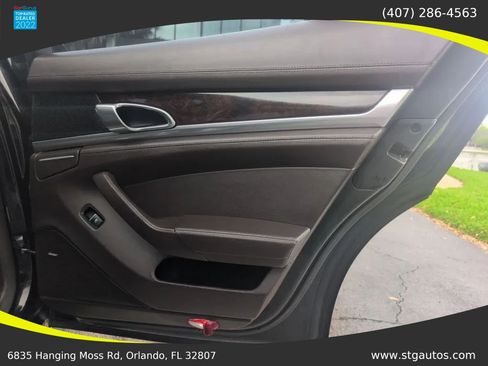 Used 2015 Porsche Panamera 4S AWD/4WD image 22
