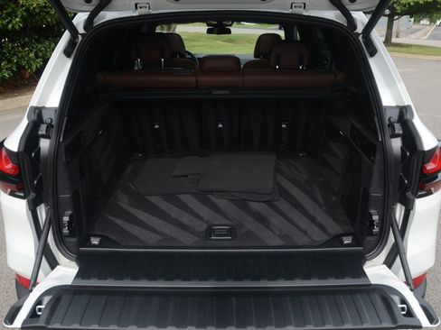 Used 2026 BMW X5 xDrive40i w/ Premium Package AWD/4WD image 25