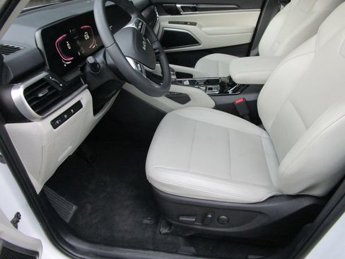 Used 2024 Kia Telluride S w/ S Sunroof Package AWD/4WD image 27