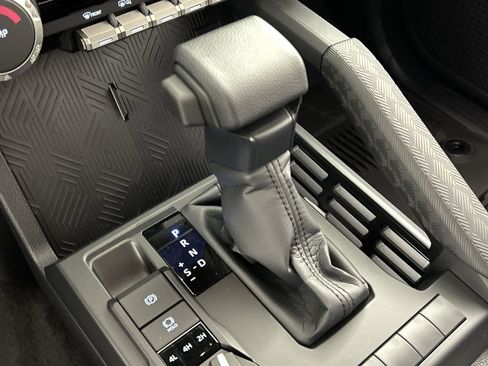 New 2026 Toyota 4Runner SR5 image 15