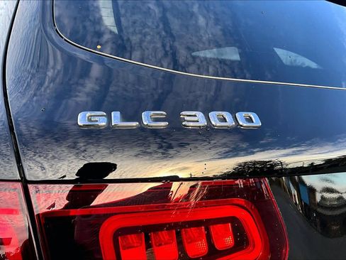 Certified 2022 Mercedes-Benz GLC 300 image 9