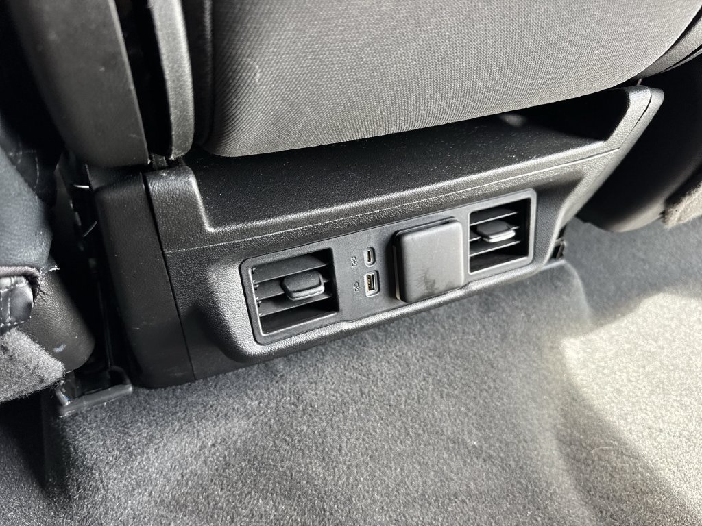 Used 2022 Chevrolet Silverado 1500 LT RWD image 37