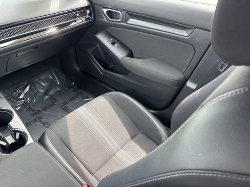 Used 2025 Honda Civic Sport image 15