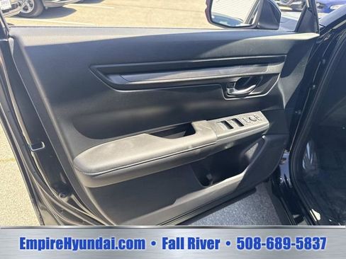 Used 2025 Honda CR-V EX image 16