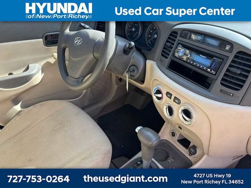 Used 2007 Hyundai Accent GLS image 7