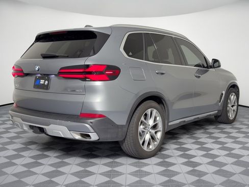 Used 2026 BMW X5 sDrive40i RWD image 9
