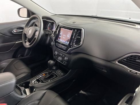 Used 2022 Jeep Cherokee Limited image 28