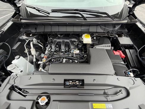 New 2026 Nissan Pathfinder SV image 34